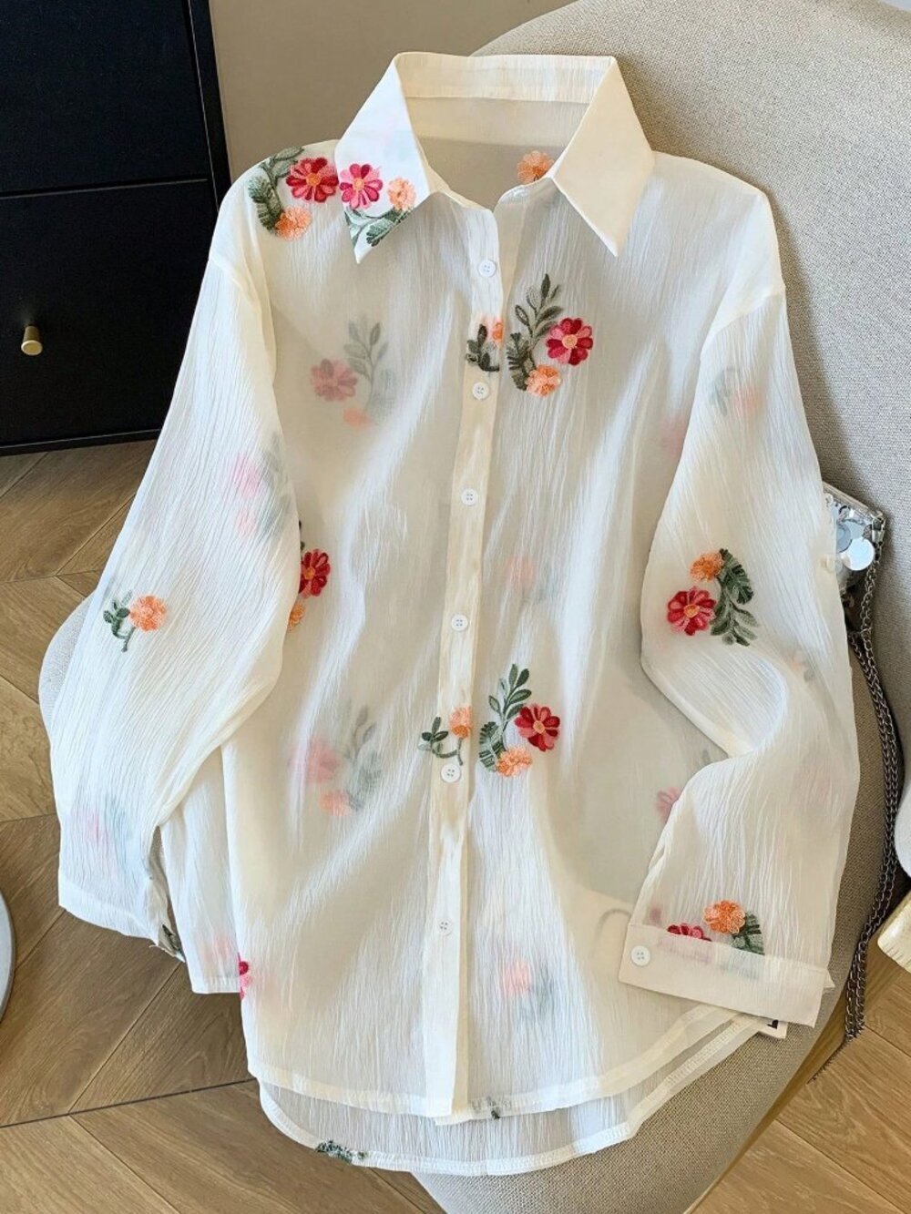 White Casual Women's Chiffon Drop Shoulder Long Sleeve Shirt and Shorts Set - Picture 5 of 5